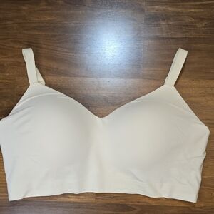 Truekind Women's Supportive Comfort Wireless Shaping Bra 10210